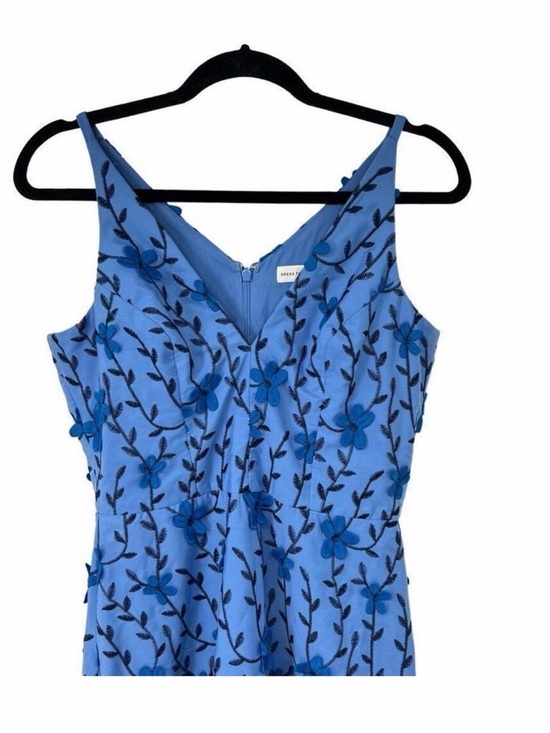 Dress the Population Dresses & Skirts - Dress the Population Blue Floral Appliqué Juniper Crepe Unique Dress Sz M Woman